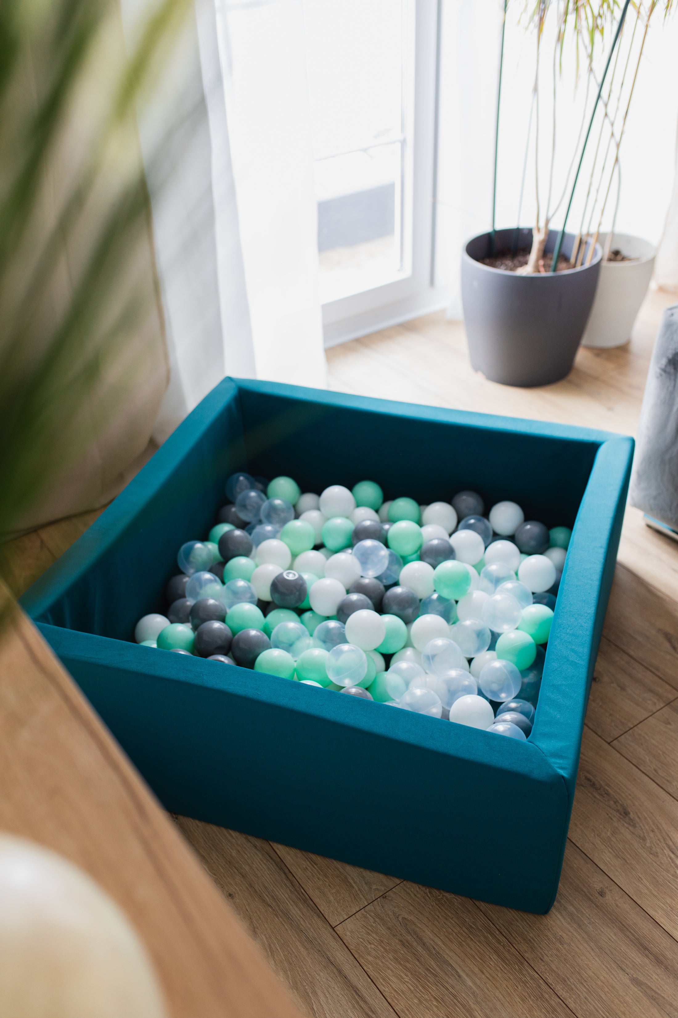 Pool with balls for children