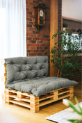 Load image into Gallery viewer, Pallet cushion - quilted