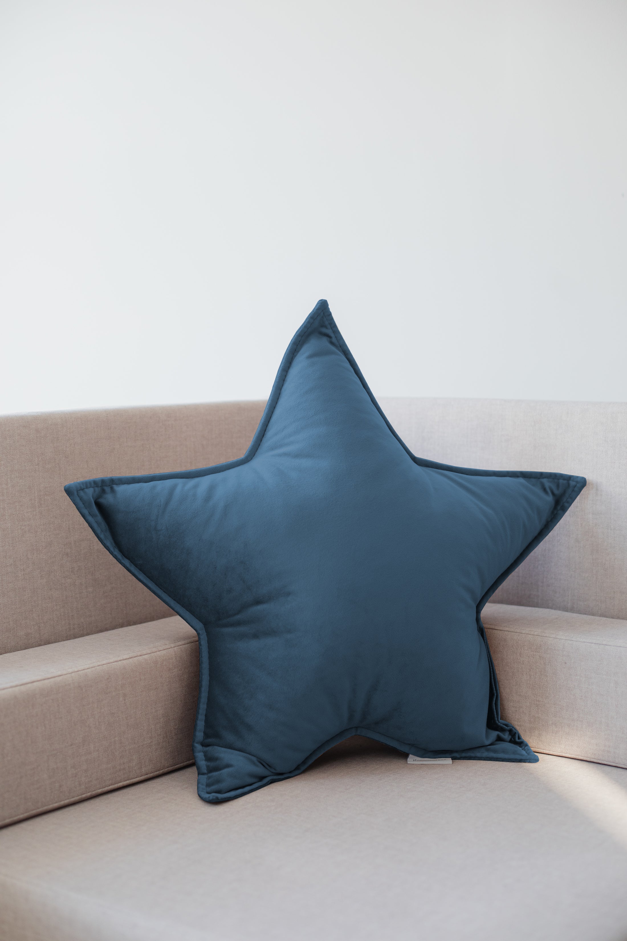 Star shaped pillow - VELVET